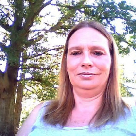 FLOWER_CHIC_C_amp_W_S_FINER