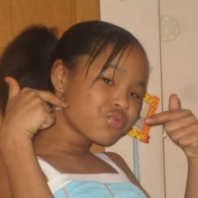 Dat_Top_Notch_Glamour_chick